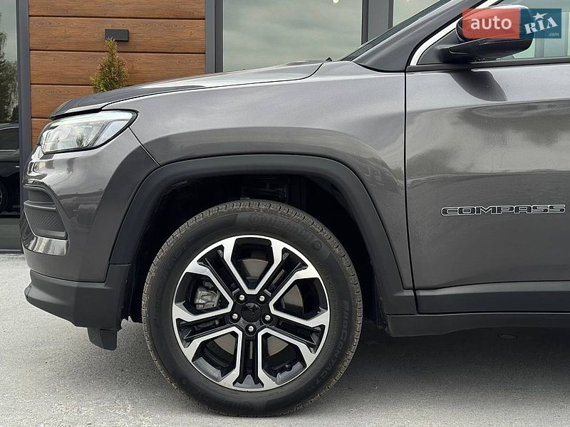 Внедорожник / Кроссовер Jeep Compass 2023 в Ровно