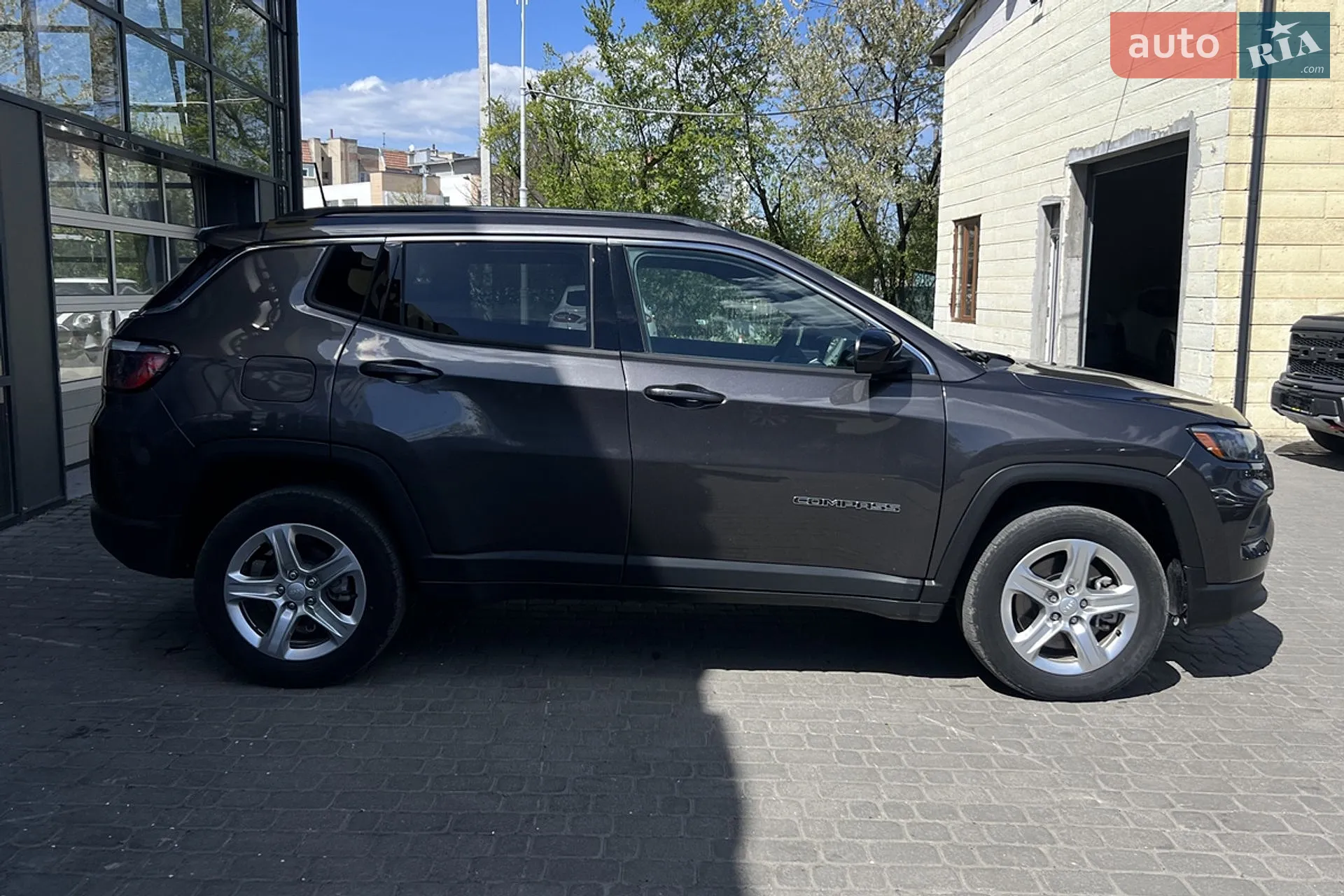 2023 Jeep Compass - мініатюра 8