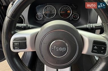 Внедорожник / Кроссовер Jeep Compass 2015 в Киеве