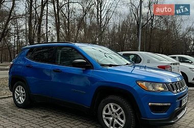 Внедорожник / Кроссовер Jeep Compass 2017 в Сумах