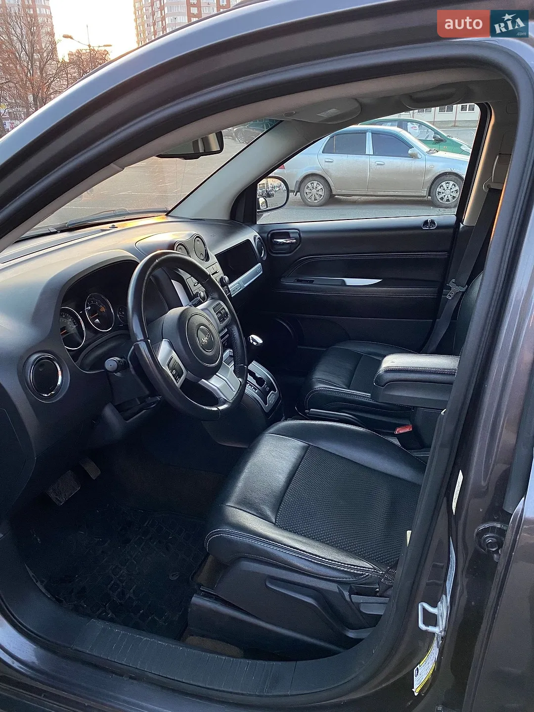 2016 Jeep Compass - мініатюра 14