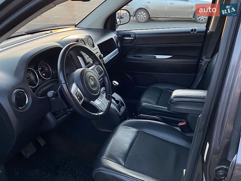 Внедорожник / Кроссовер Jeep Compass 2016 в Броварах