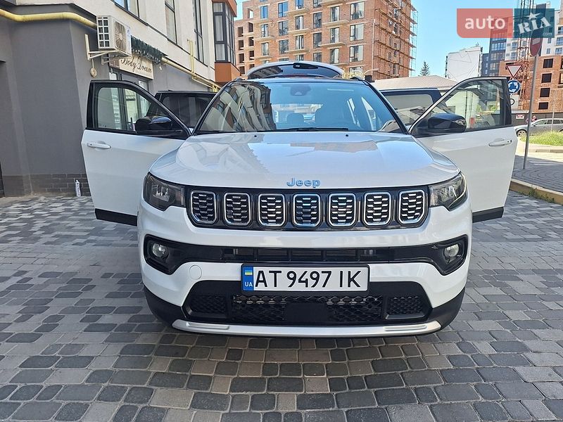Внедорожник / Кроссовер Jeep Compass 2024 в Ивано-Франковске