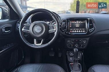 Внедорожник / Кроссовер Jeep Compass 2017 в Киеве