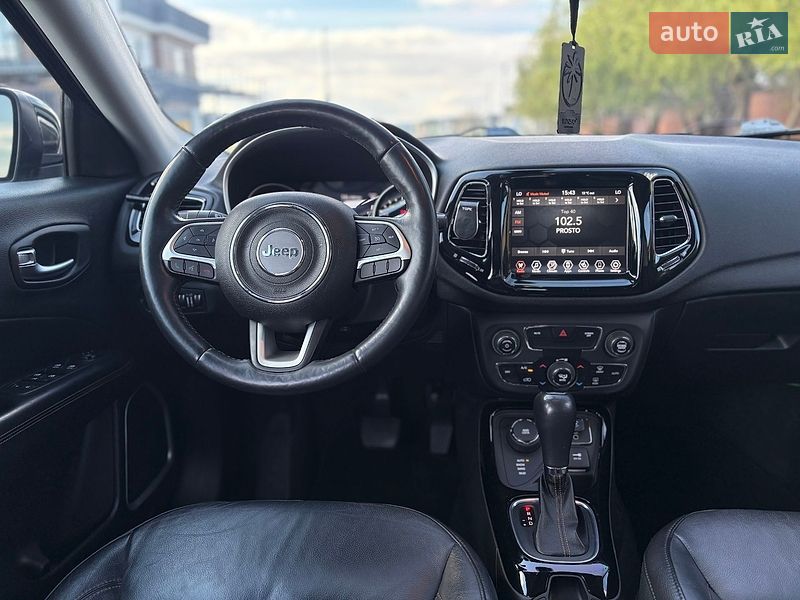Внедорожник / Кроссовер Jeep Compass 2017 в Киеве