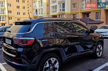 Внедорожник / Кроссовер Jeep Compass 2017 в Киеве