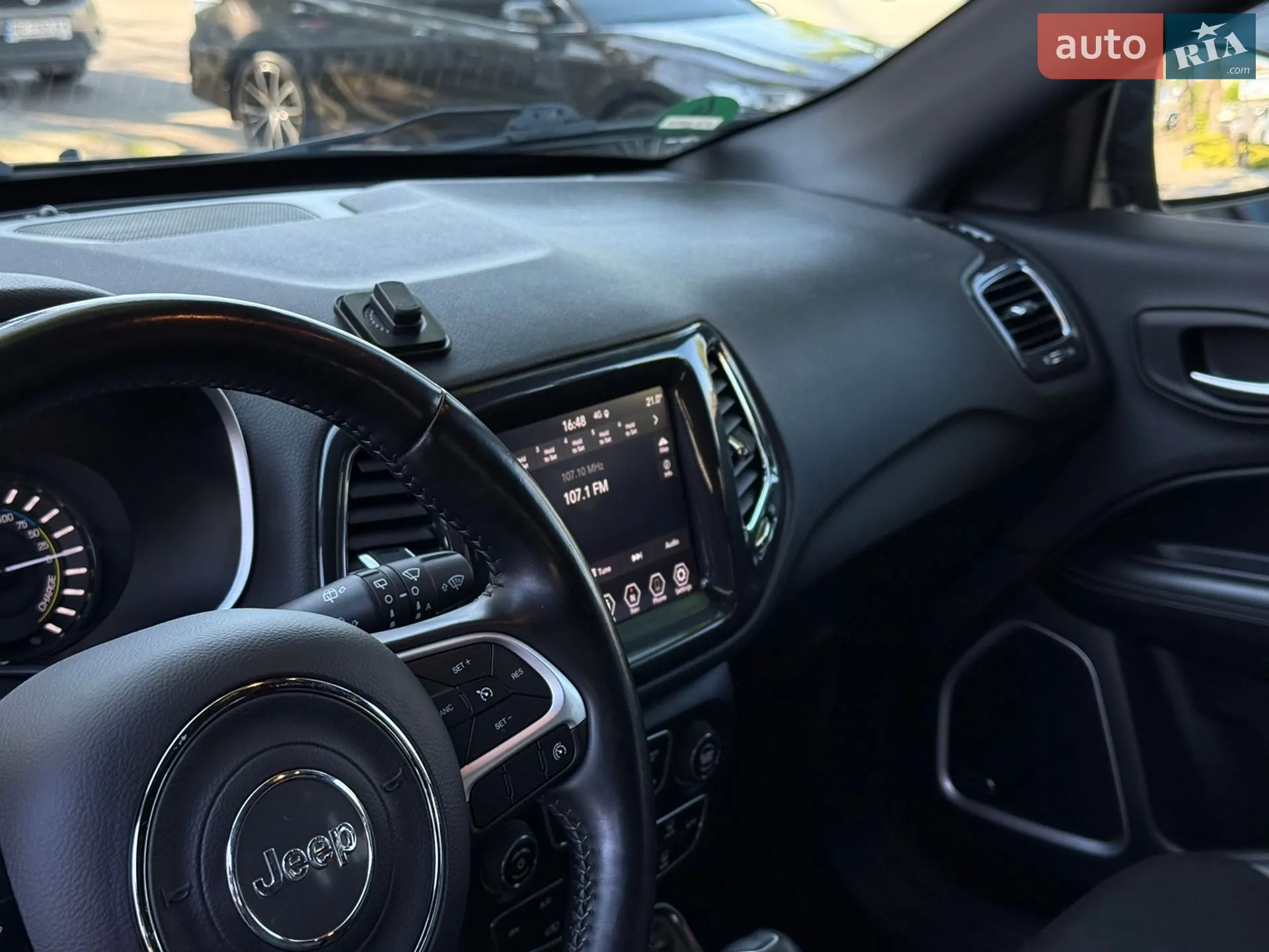 2020 Jeep Compass - мініатюра 23