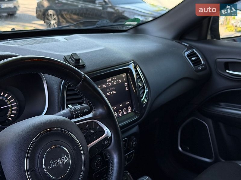 Внедорожник / Кроссовер Jeep Compass 2020 в Николаеве
