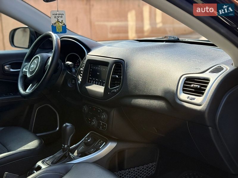 Внедорожник / Кроссовер Jeep Compass 2018 в Лубнах