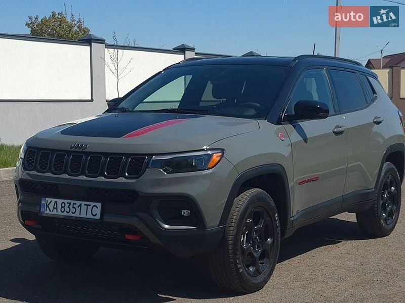 Внедорожник / Кроссовер Jeep Compass 2023 в Киеве