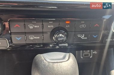 Внедорожник / Кроссовер Jeep Compass 2023 в Киеве