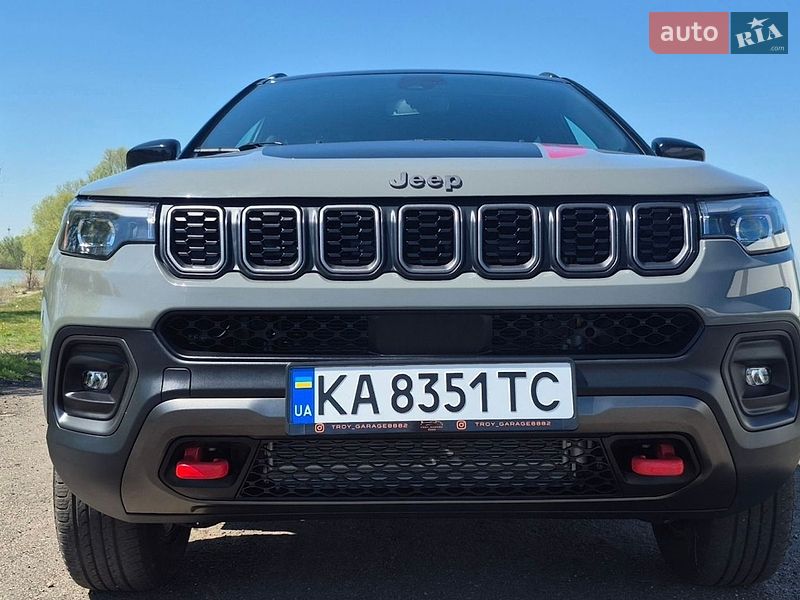 Внедорожник / Кроссовер Jeep Compass 2023 в Киеве