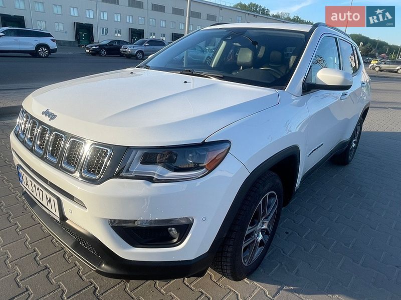 Внедорожник / Кроссовер Jeep Compass 2020 в Киеве