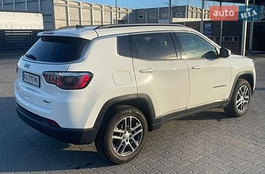 Внедорожник / Кроссовер Jeep Compass 2020 в Киеве