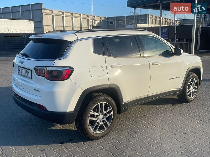 Внедорожник / Кроссовер Jeep Compass 2020 в Киеве