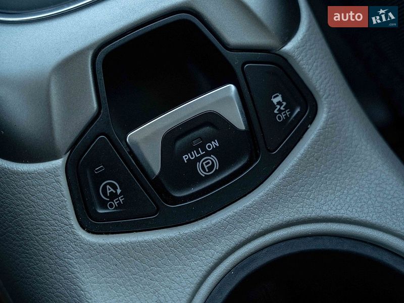 Позашляховик / Кросовер Jeep Compass 2019 в Чернівцях