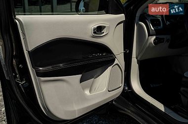Позашляховик / Кросовер Jeep Compass 2019 в Чернівцях