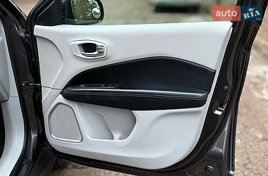 Позашляховик / Кросовер Jeep Compass 2018 в Києві