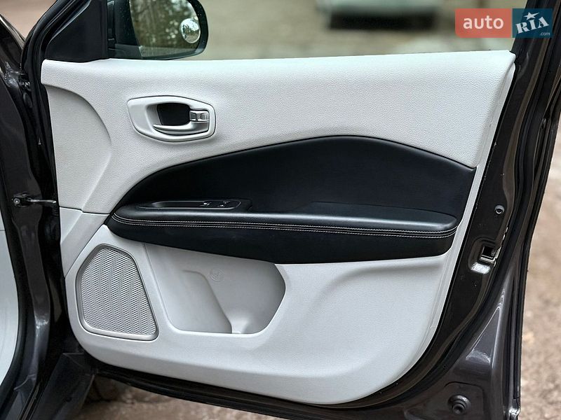 Позашляховик / Кросовер Jeep Compass 2018 в Києві