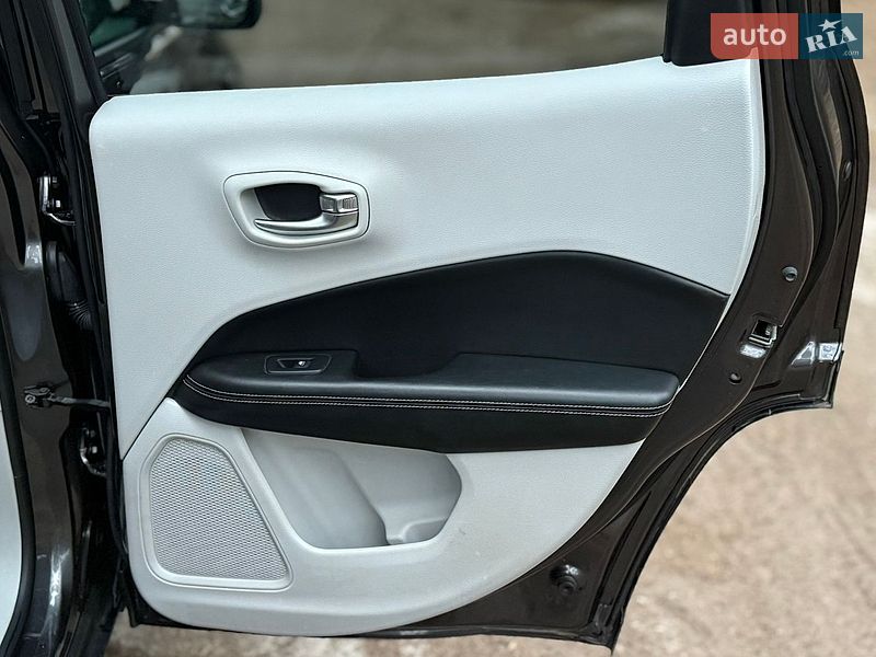 Позашляховик / Кросовер Jeep Compass 2018 в Києві
