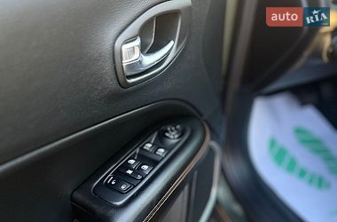Внедорожник / Кроссовер Jeep Compass 2017 в Харькове