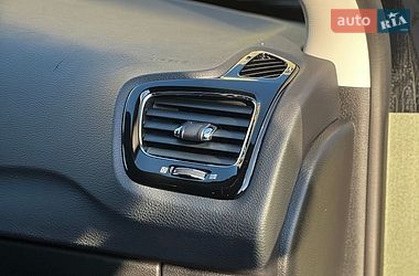 Внедорожник / Кроссовер Jeep Compass 2017 в Харькове