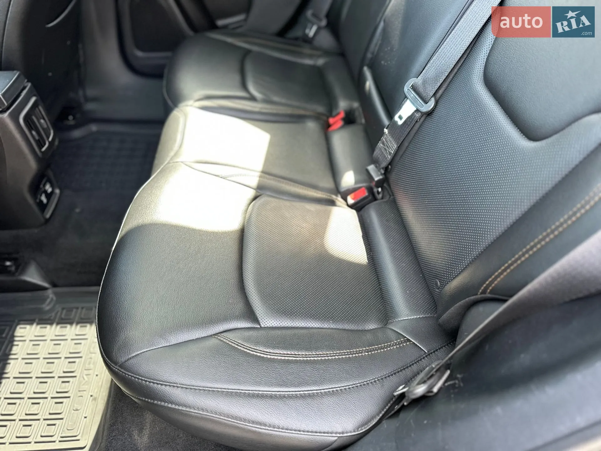 2018 Jeep Compass - мініатюра 19