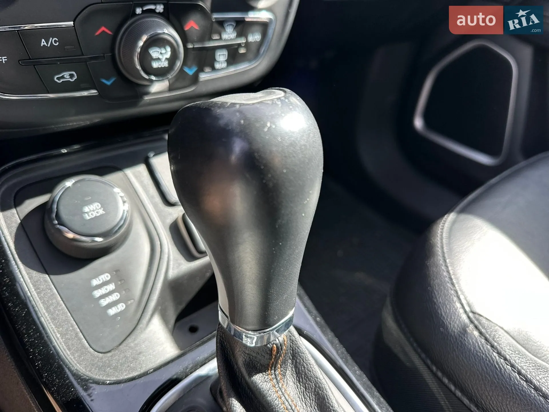 2018 Jeep Compass - мініатюра 31
