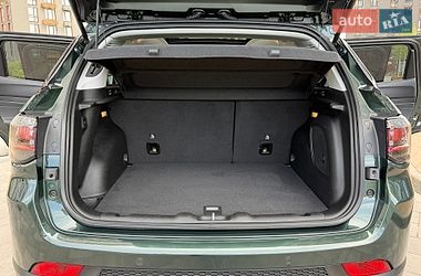 Внедорожник / Кроссовер Jeep Compass 2025 в Киеве
