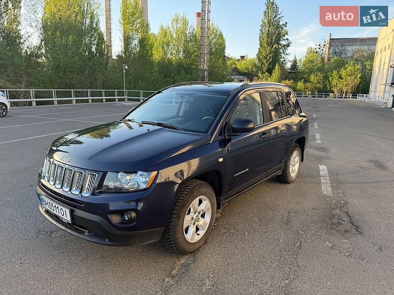 Внедорожник / Кроссовер Jeep Compass 2016 в Киеве