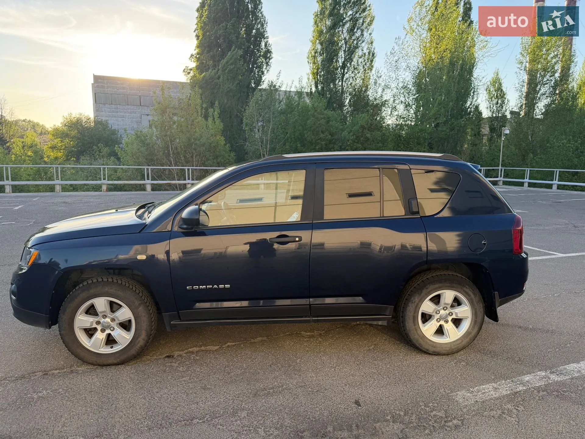 2016 Jeep Compass - мініатюра 12