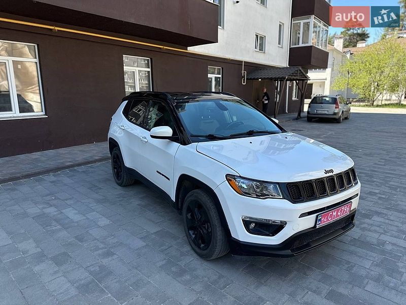 Внедорожник / Кроссовер Jeep Compass 2018 в Ахтырке