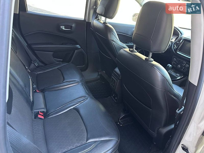 Внедорожник / Кроссовер Jeep Compass 2018 в Ахтырке