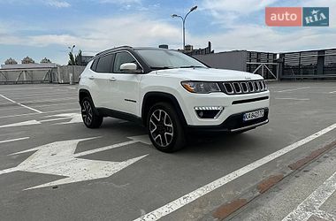 Позашляховик / Кросовер Jeep Compass 2017 в Києві