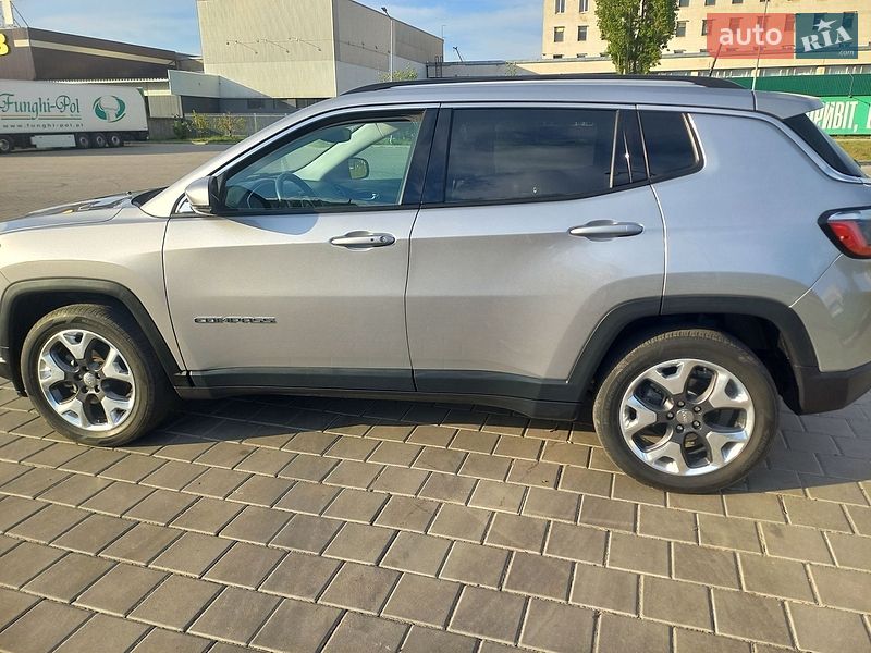 Внедорожник / Кроссовер Jeep Compass 2018 в Черкассах
