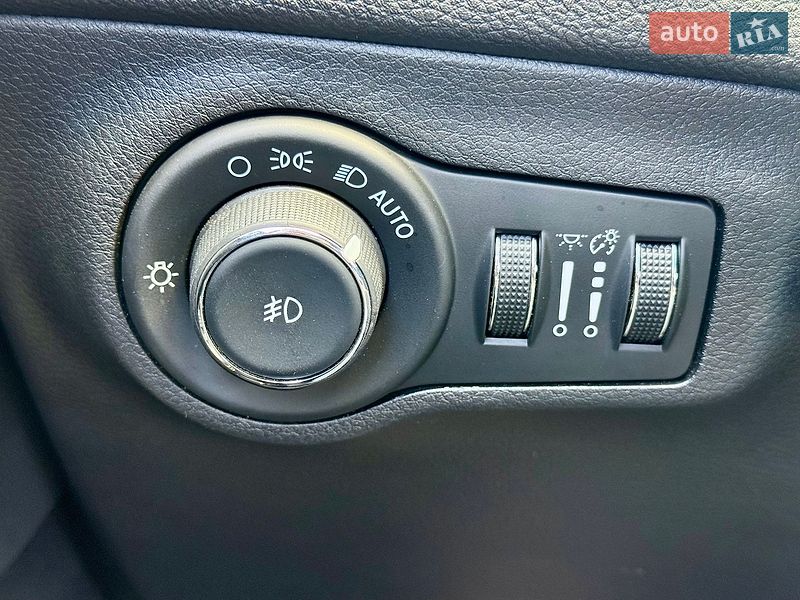 Внедорожник / Кроссовер Jeep Compass 2018 в Харькове