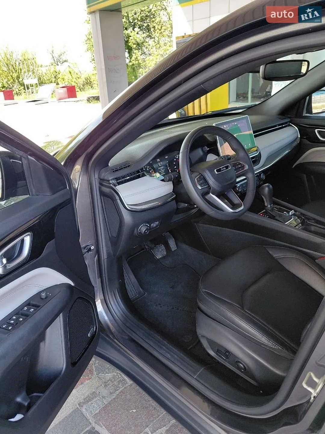 2023 Jeep Compass - мініатюра 8