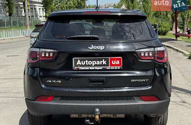 Внедорожник / Кроссовер Jeep Compass 2017 в Киеве