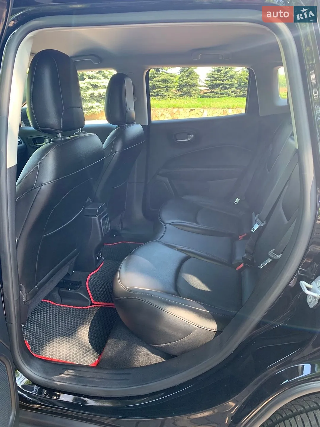 2020 Jeep Compass - мініатюра 12