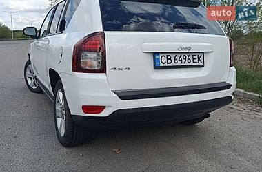 Внедорожник / Кроссовер Jeep Compass 2012 в Городне