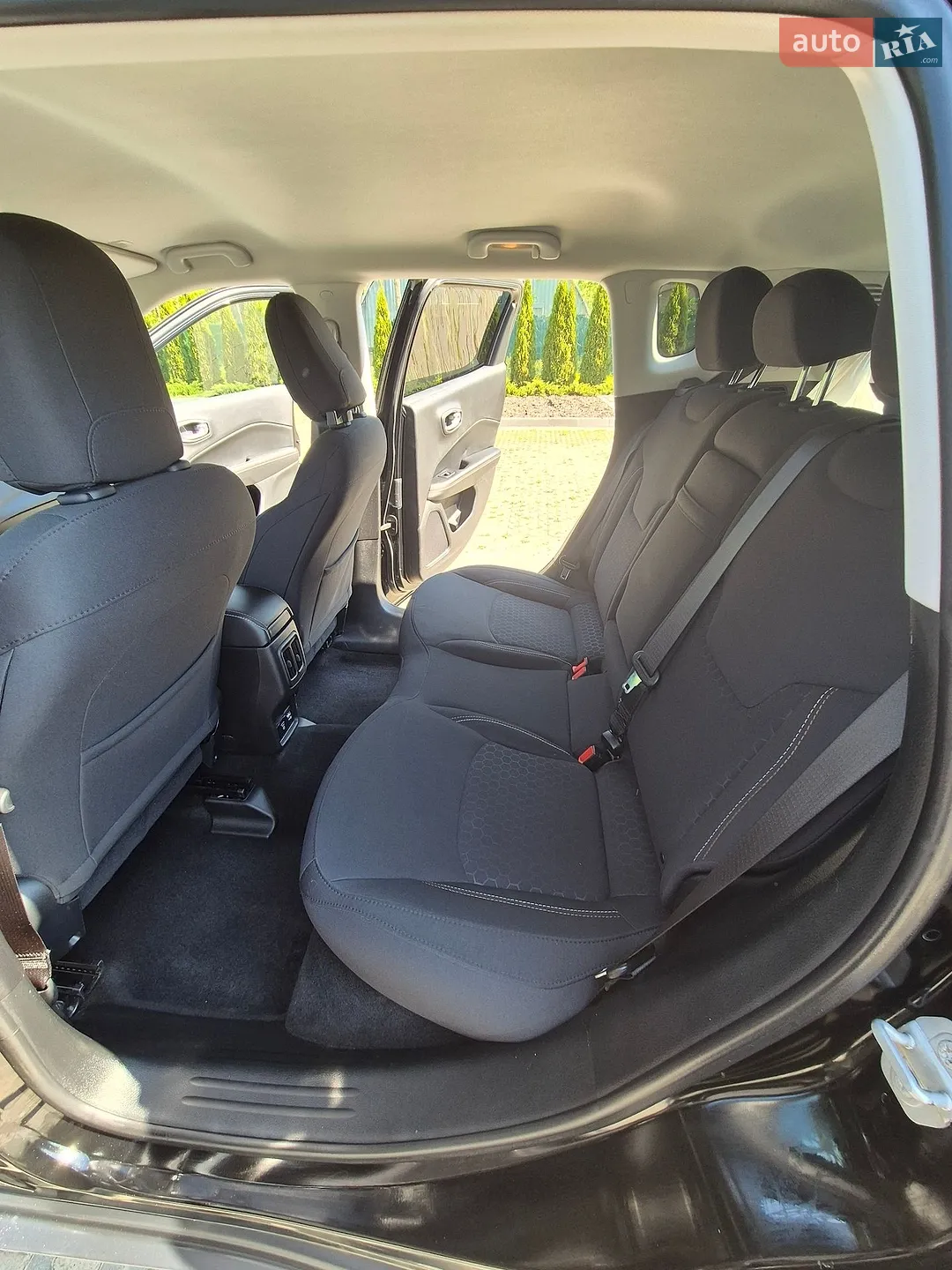 2019 Jeep Compass - мініатюра 3
