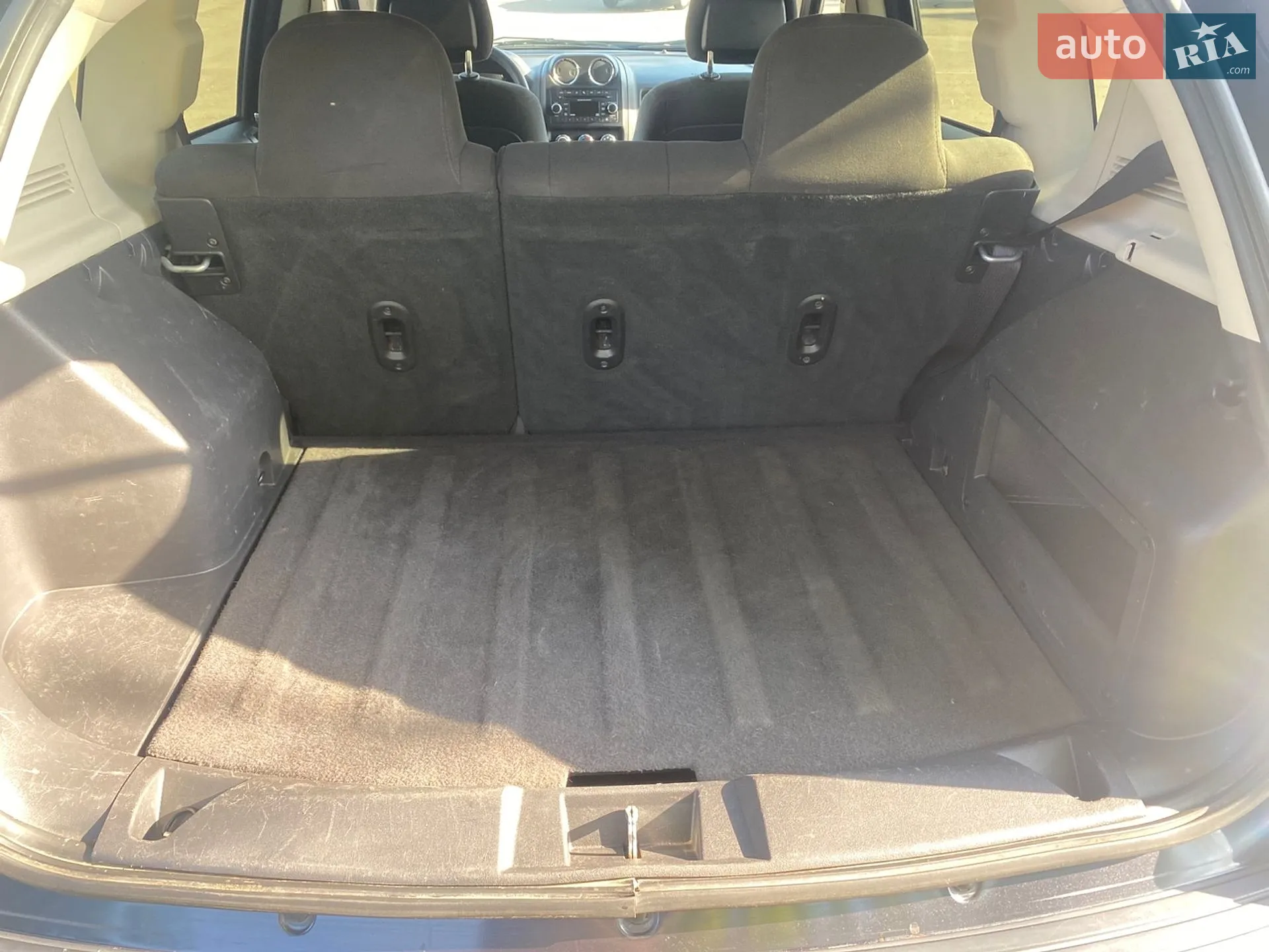 2015 Jeep Compass - мініатюра 13