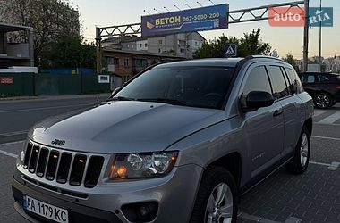 Внедорожник / Кроссовер Jeep Compass 2014 в Киеве