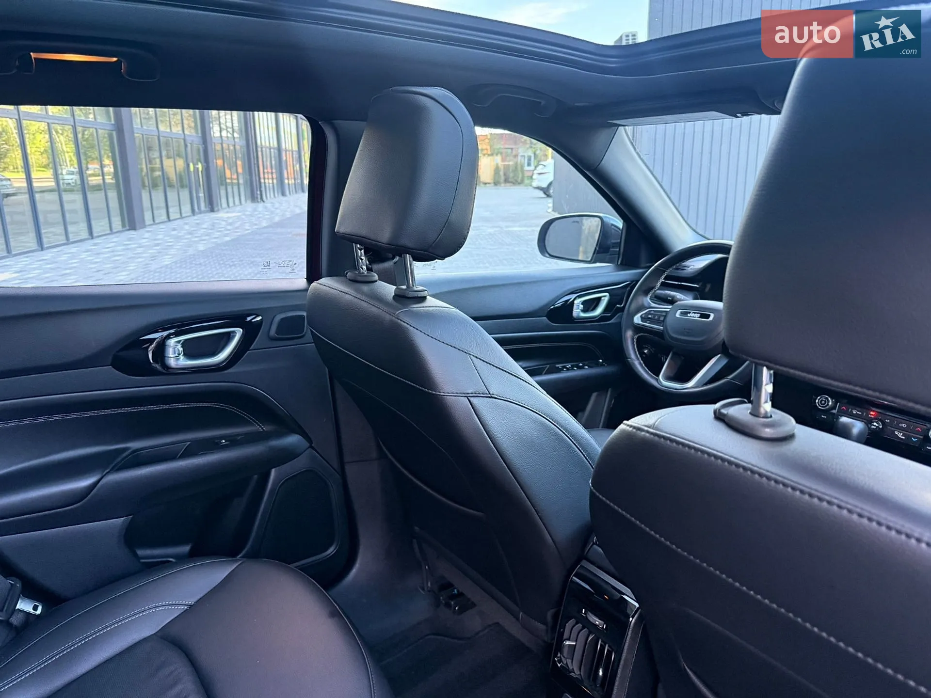 2022 Jeep Compass - мініатюра 30