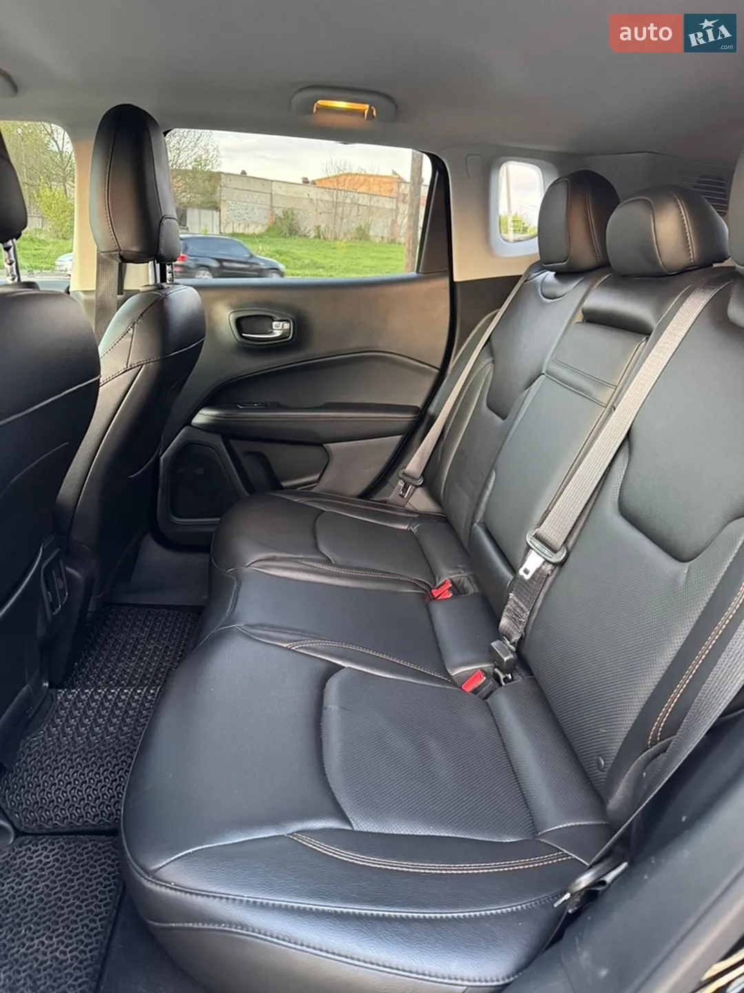2018 Jeep Compass - мініатюра 10