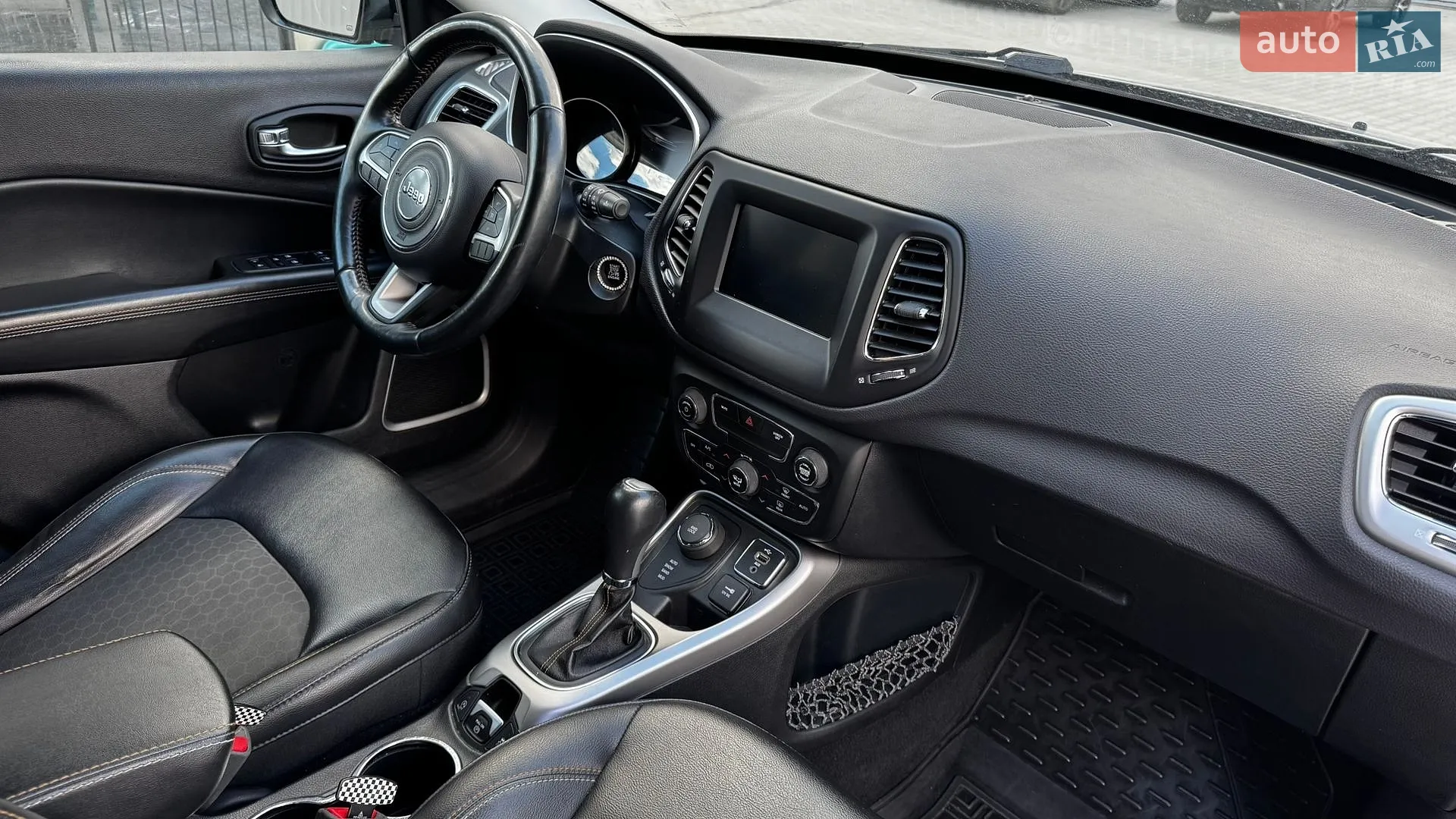 2017 Jeep Compass - мініатюра 19