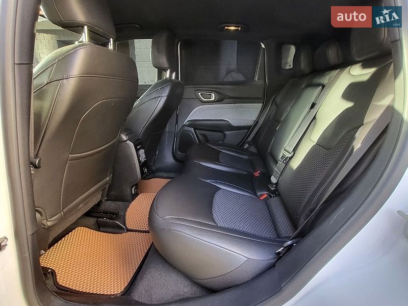 Внедорожник / Кроссовер Jeep Compass 2025 в Ивано-Франковске