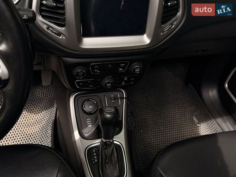 Внедорожник / Кроссовер Jeep Compass 2017 в Шептицькому