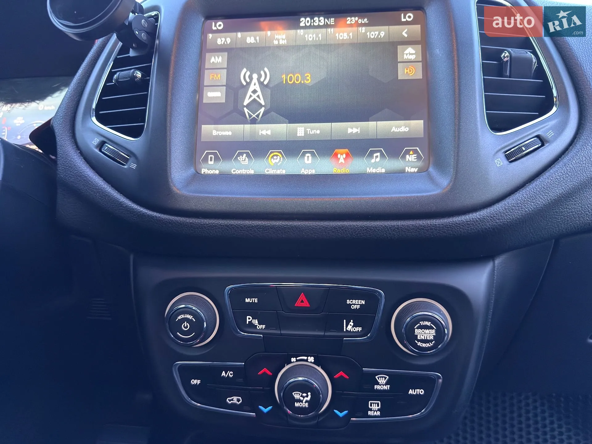 2017 Jeep Compass - мініатюра 76