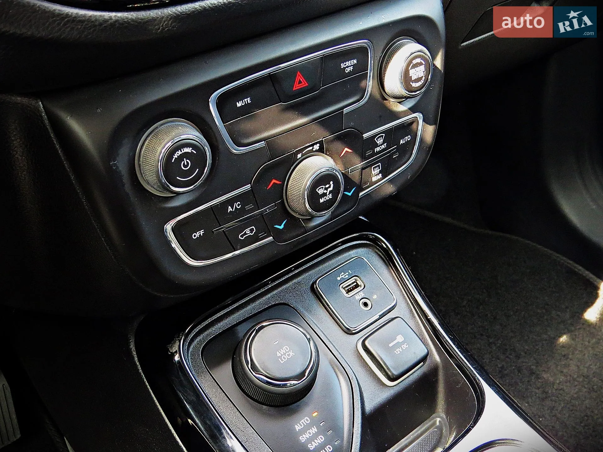 2018 Jeep Compass - мініатюра 13